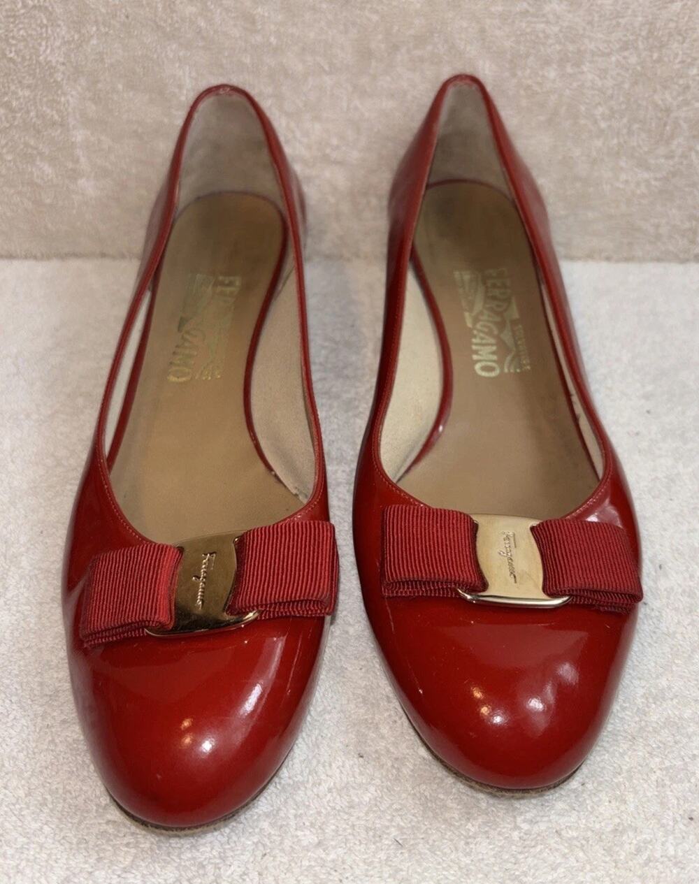 Authentic Salvatore Ferragamo Vara Red Leather Bow Pumps Heel Shoes 8.5 C